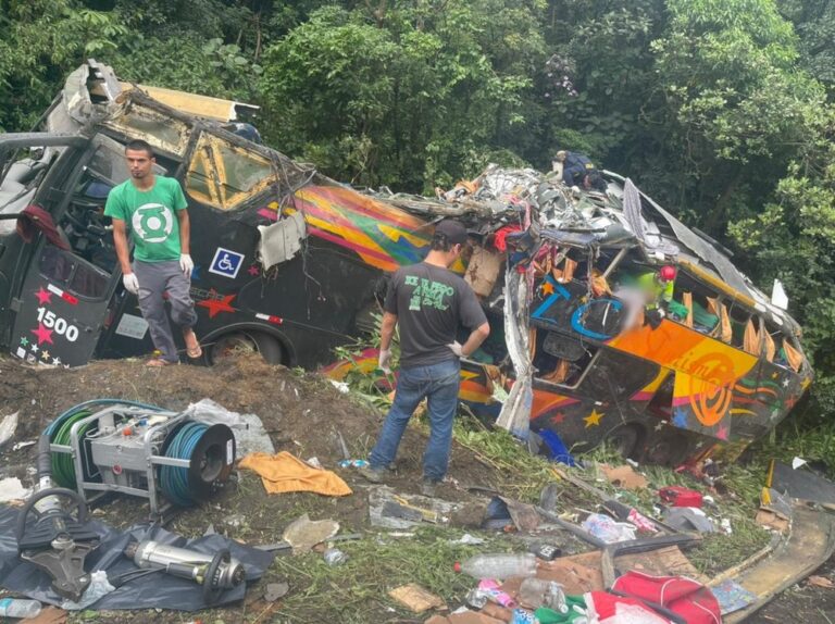 Pimenteirense e sua família morrem em acidente de ônibus no Paraná