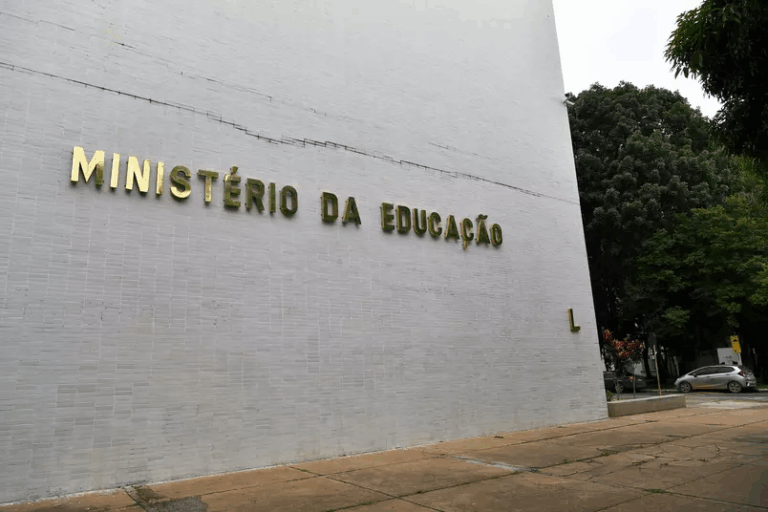 Ministério da Educação viabiliza 28 mil novas vagas de cursos técnicos