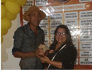 Mestiço Celebra o Sucesso da I Festa do Mel .