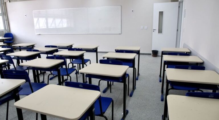 Após pressão, governo Lula irá suspender implementação do Novo Ensino Médio