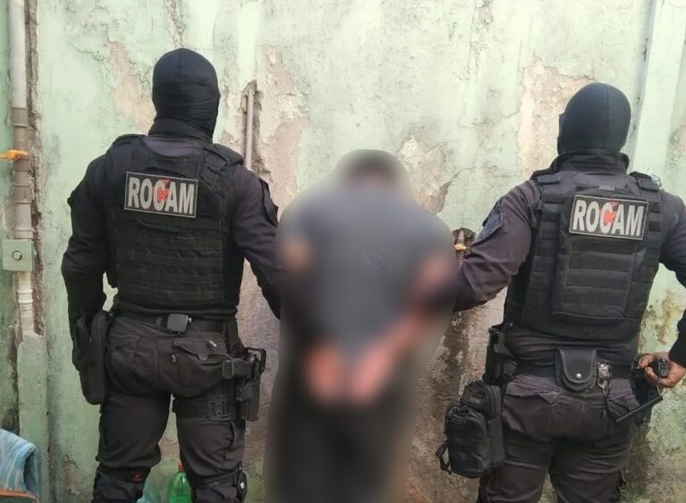 PICOS: Homem é preso com droga e arma de fogo no bairro Junco.