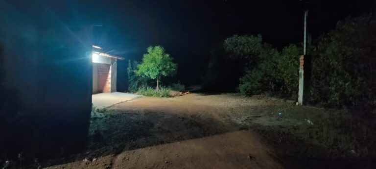 Moradores do Povoado Campos Cobram Ações da Prefeitura de Pimenteiras para Melhorar Iluminação Pública